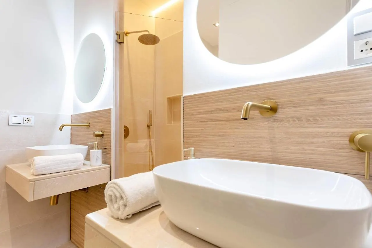 Apartment Genteel Home Plaza Del Obispo Malaga Spain